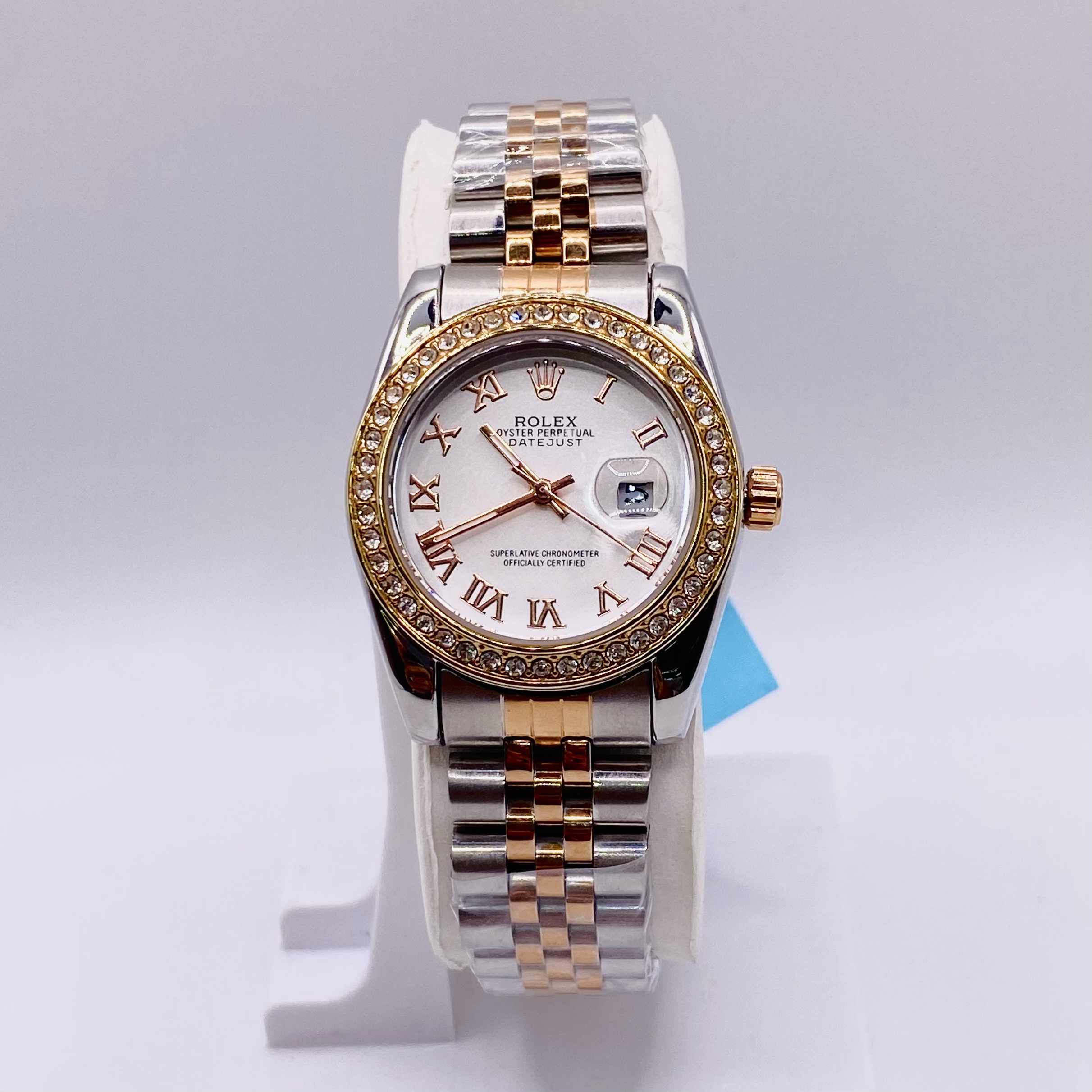 Stylish Rolex Datejust watch for girls